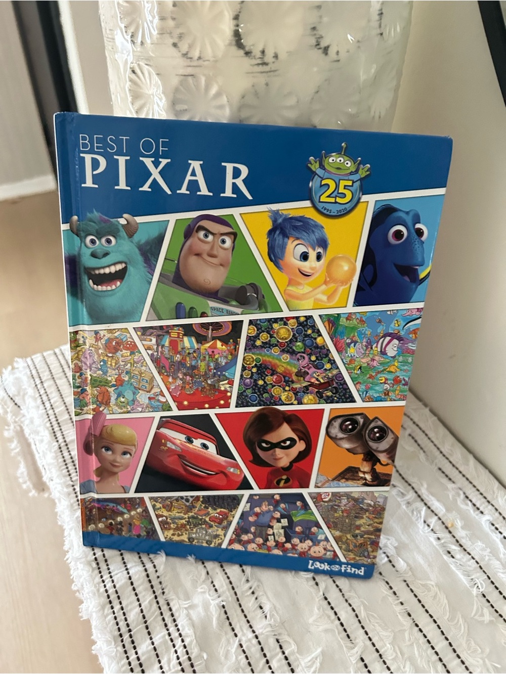 Best of Pixar Look and Find 2020 Disney Pixar Search & Find Book